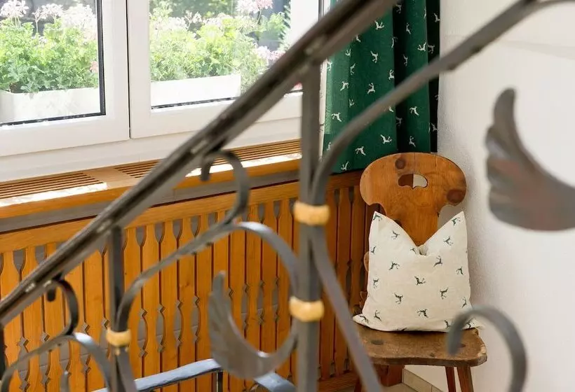 Giessen Hotel & Coffeehouse