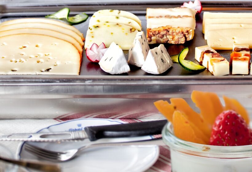 Giessen Hotel & Coffeehouse