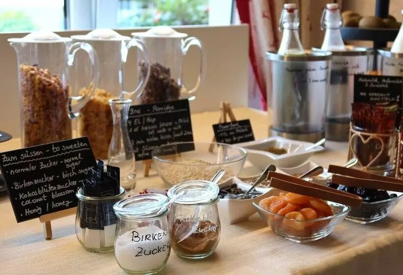 Giessen Hotel & Coffeehouse