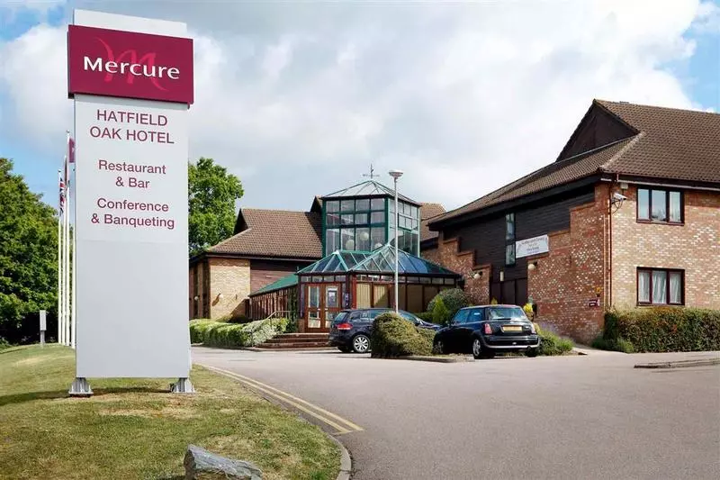 Отель Mercure Hatfield Oak