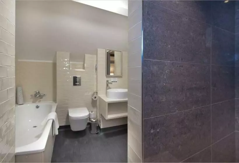 The King S Head Hotel Wetherspoon