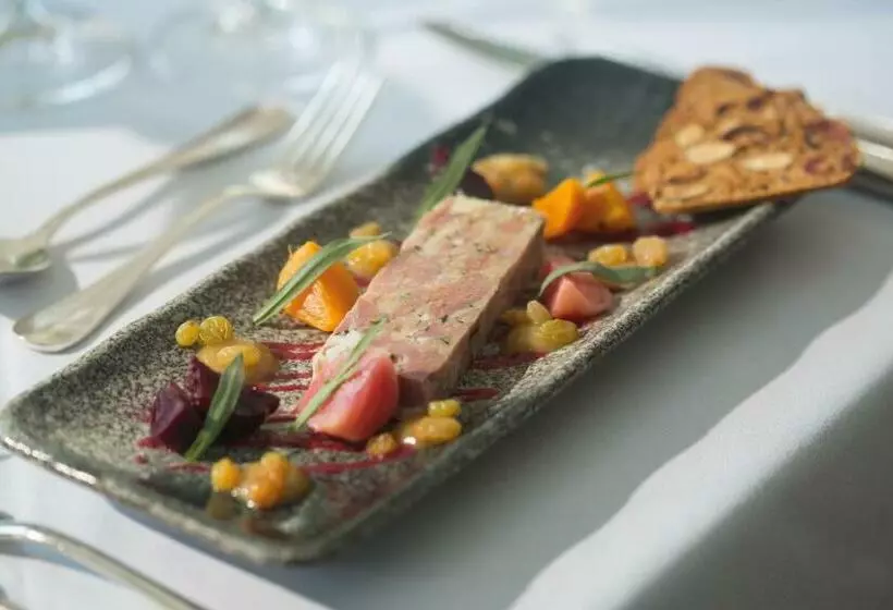 Отель The Millstream  & Restaurant