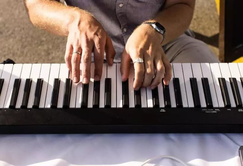 The Moorings Hotel & Restaurant