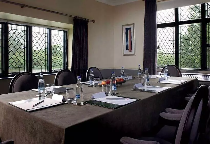 Отель The Priest House On The River