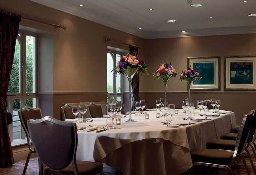 Отель The Priest House On The River