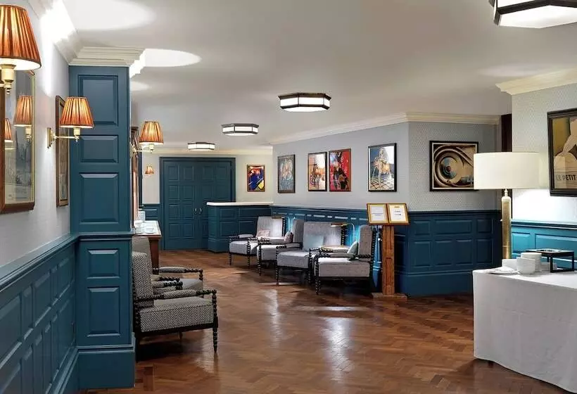 هتل University Arms, Autograph Collection