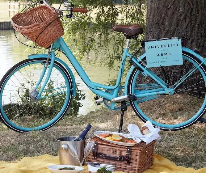 هتل University Arms, Autograph Collection