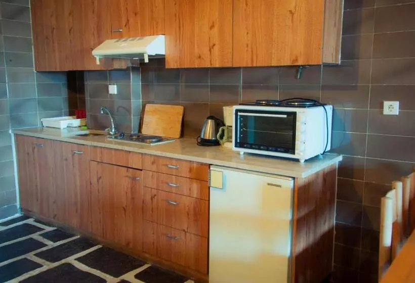 Apollonia Hotel Apartments