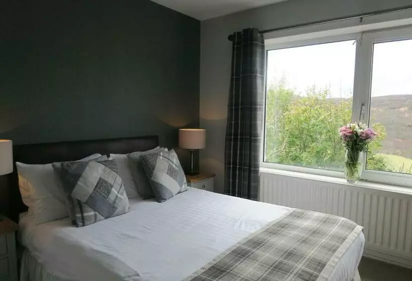 בית מלון כפרי Ben Loyal