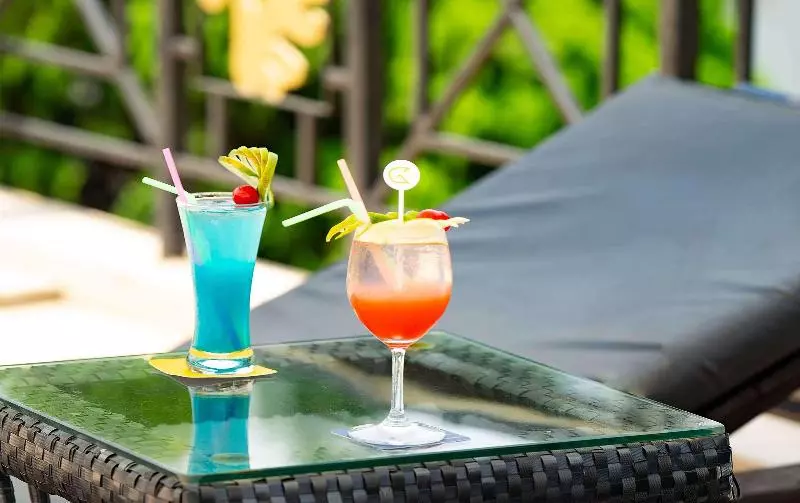 酒店 Golden Tulip Kumasi City