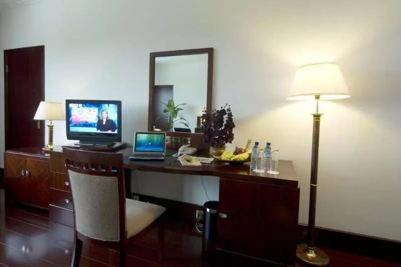 酒店 Golden Tulip Kumasi City