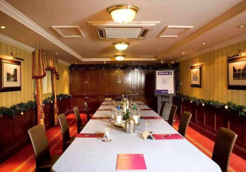 호텔 Mercure Stratford Upon Avon Shakespeare