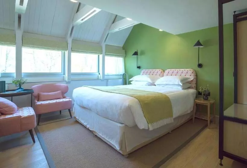 Отель Minster Mill