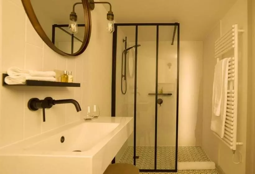 Отель Minster Mill