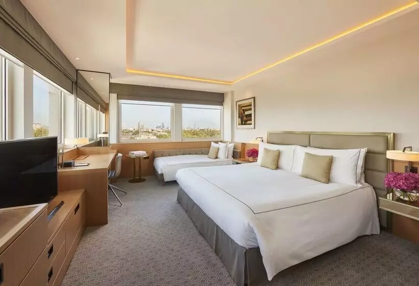هتل Royal Lancaster London
