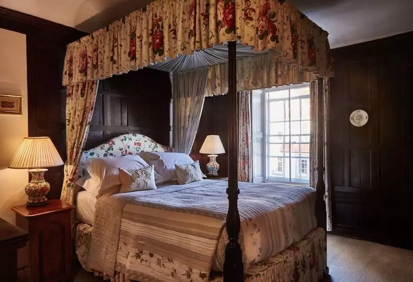 Spread Eagle Hotel And Spa