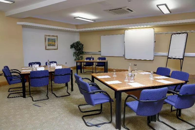 Swindon Blunsdon House Hotel, Bw Premier Collection