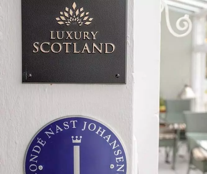 The Airds Hotel And Restaurant