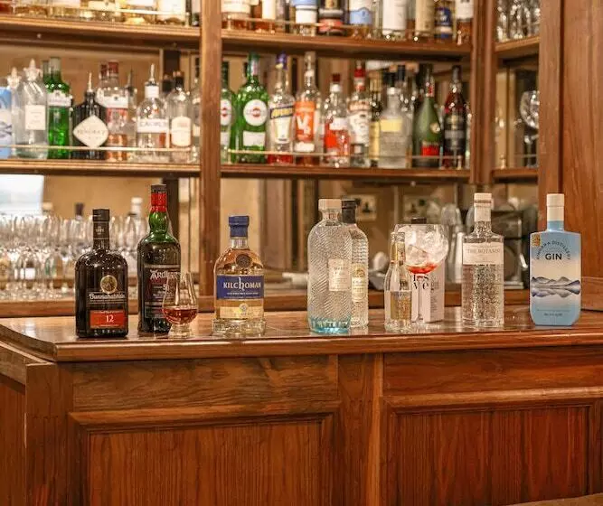 The Airds Hotel And Restaurant