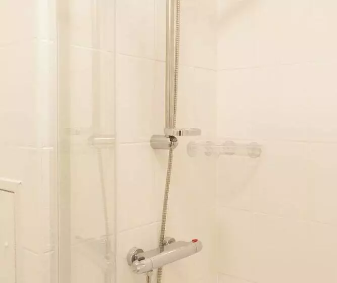 酒店 The Corner House