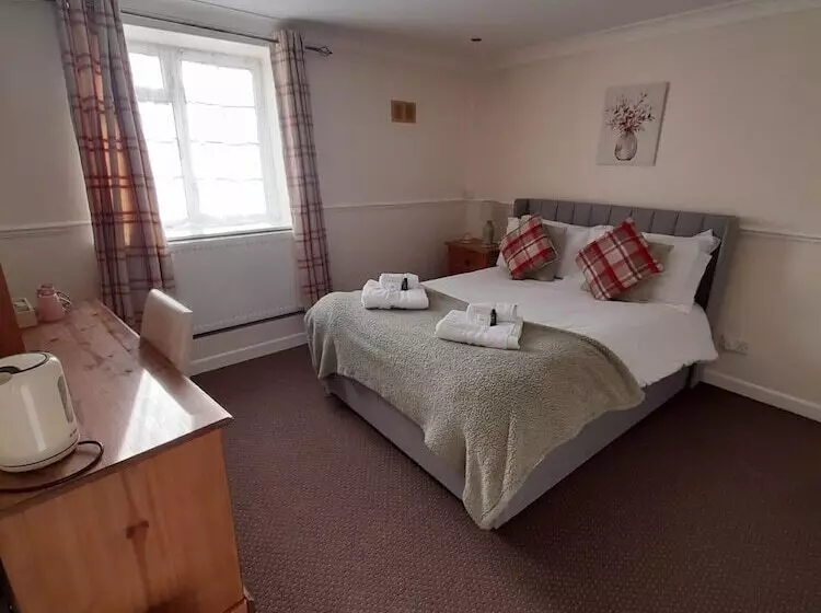 בית מלון כפרי The Kings Arms Inn