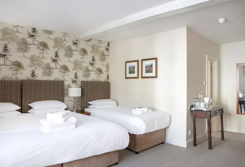 فندق The Old Bell   Warminster