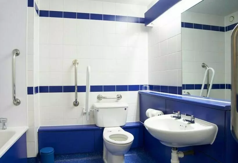 酒店 Travelodge London Covent Garden