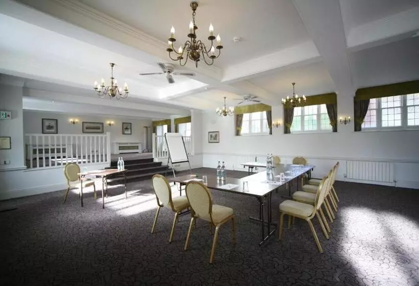 ホテル Winchester Royal