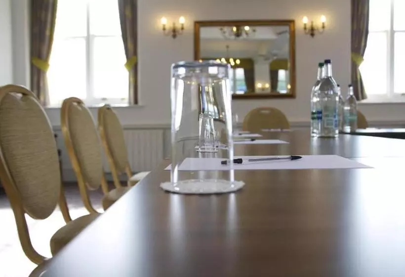 ホテル Winchester Royal