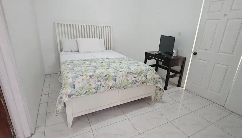 Wave Crest Suites