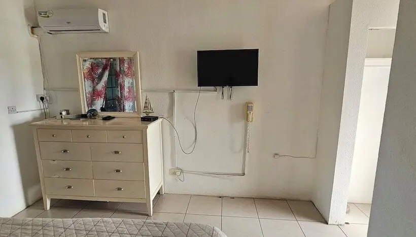 Wave Crest Suites