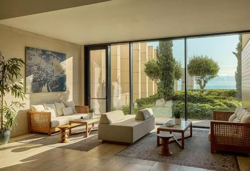 בית מלון כפרי Angsana Corfu Resort & Spa