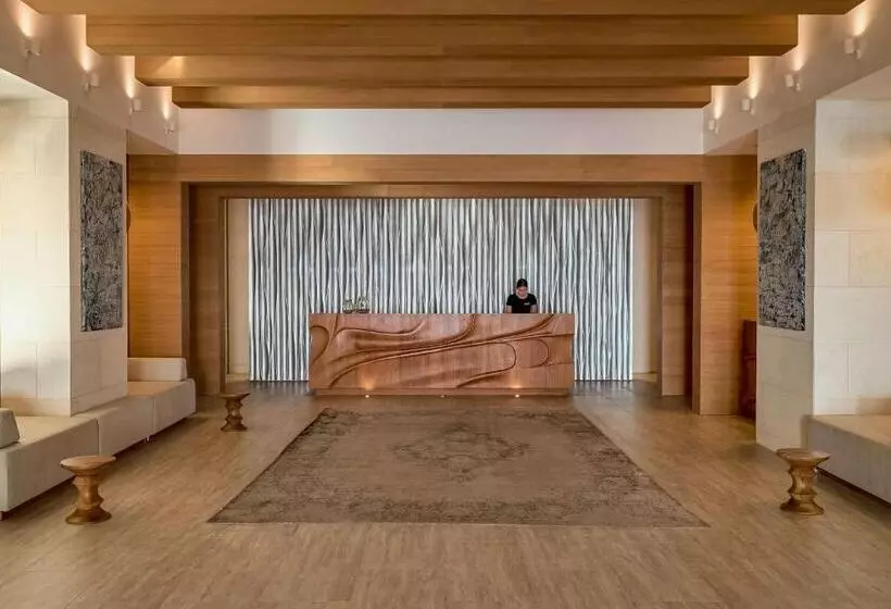 בית מלון כפרי Angsana Corfu Resort & Spa