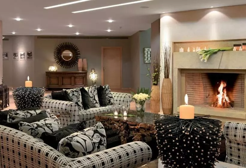 فندق Divani Meteora