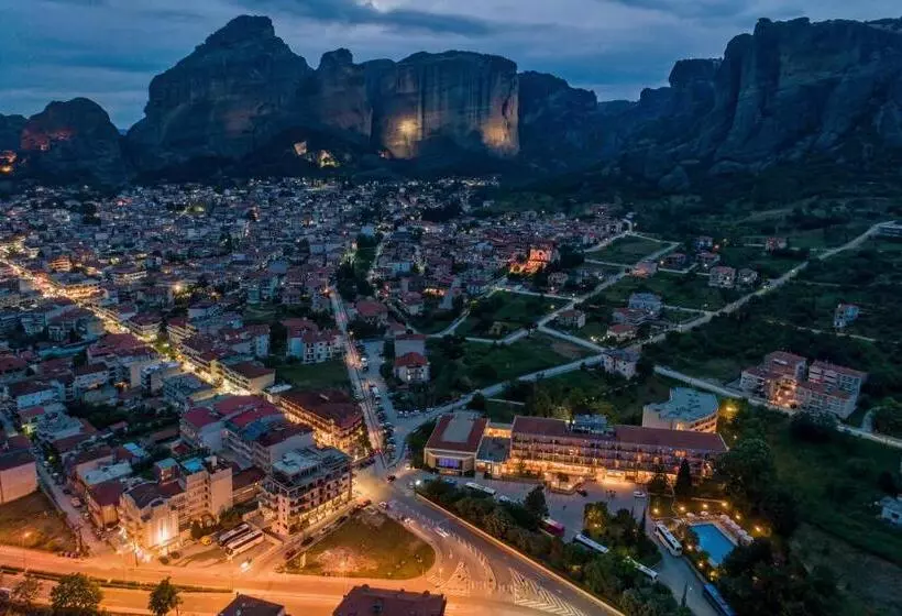 فندق Divani Meteora