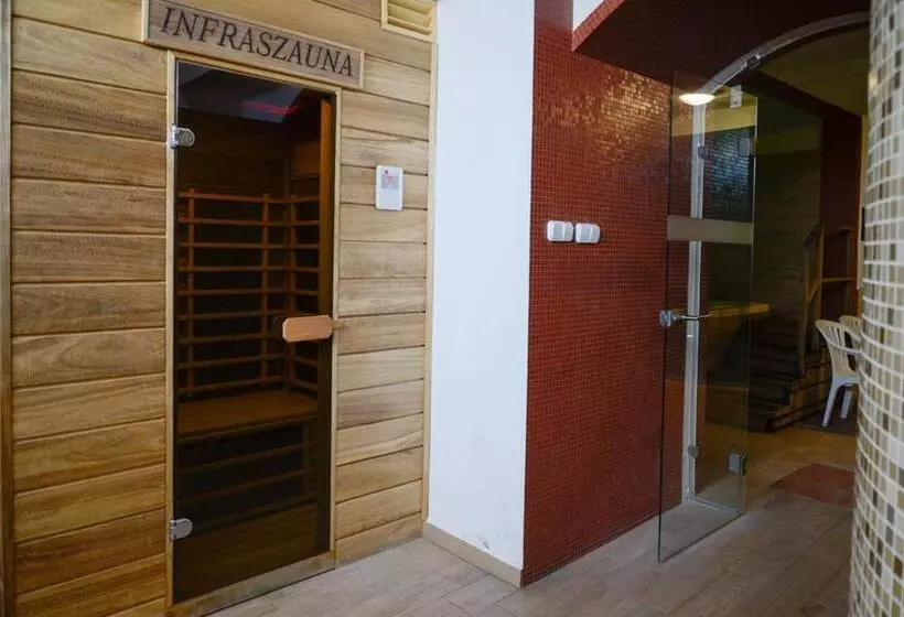 Отель Duna Wellness