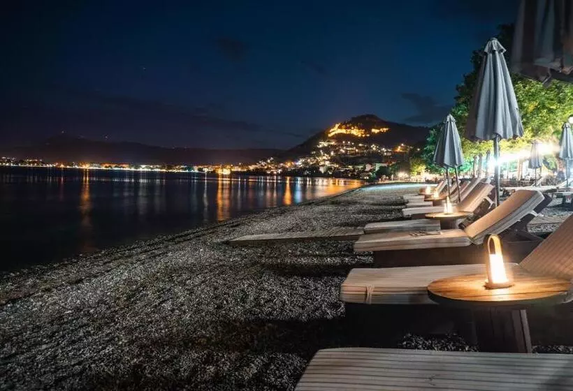 호텔 Lepanto Beach