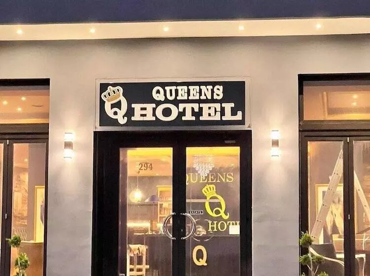 ホテル Queens Leriotis