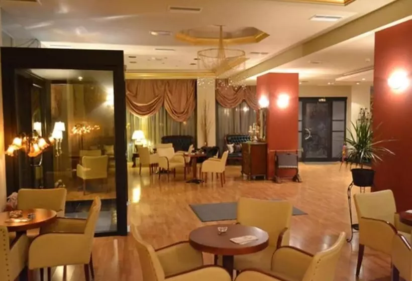 ホテル Queens Leriotis