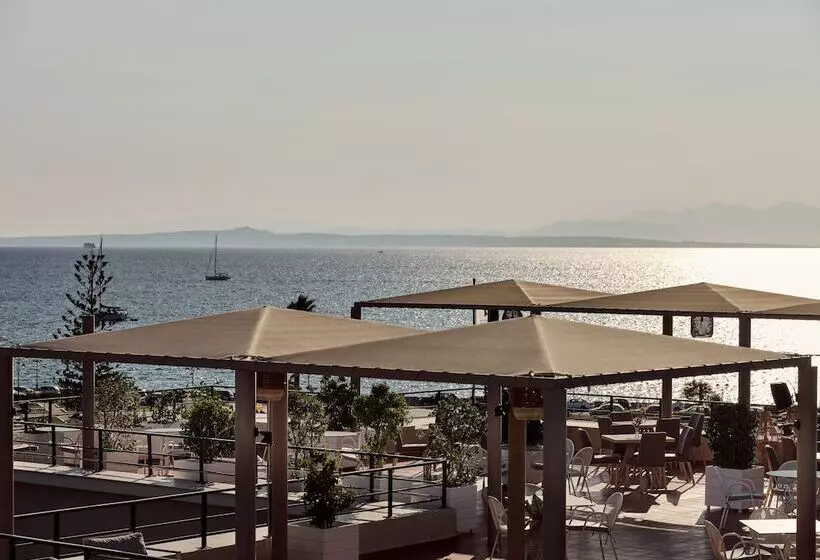 هتل Strada Marina