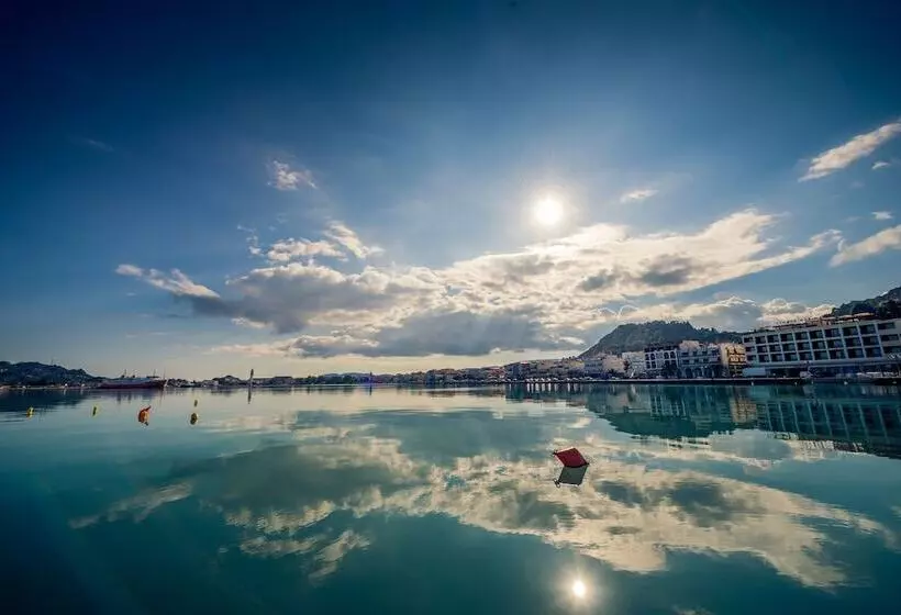 هتل Strada Marina