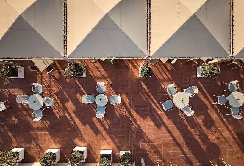 هتل Strada Marina