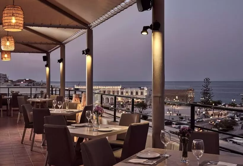 هتل Strada Marina