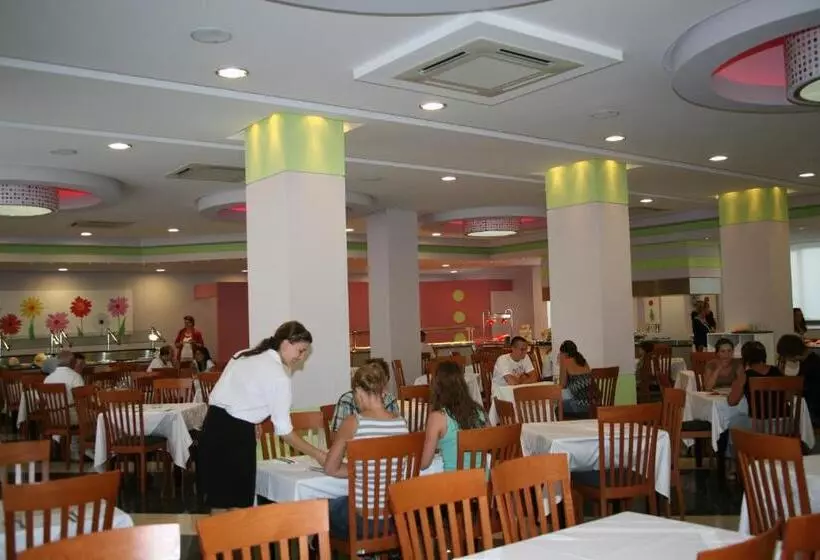 Sun Palace Hotel Resort & Spa