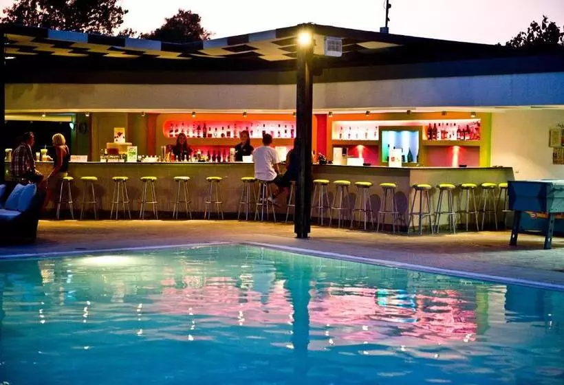 Sun Palace Hotel Resort & Spa