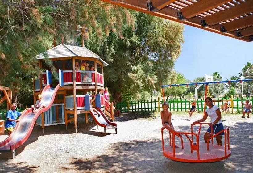 Sun Palace Hotel Resort & Spa