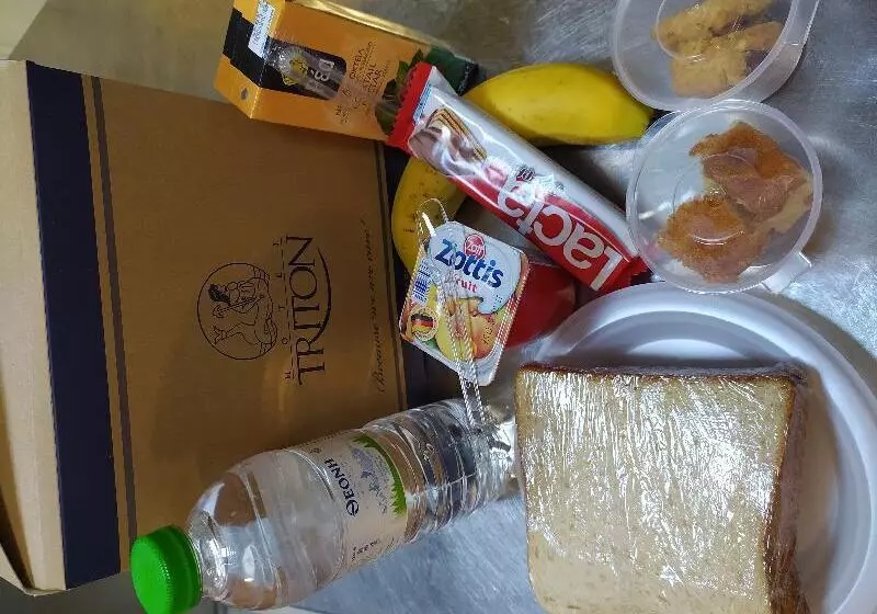 Triton Hotel Piraeus