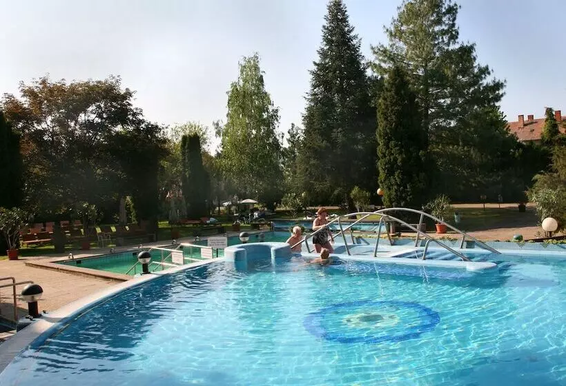 Lomakeskus Ensana Thermal Sarvar