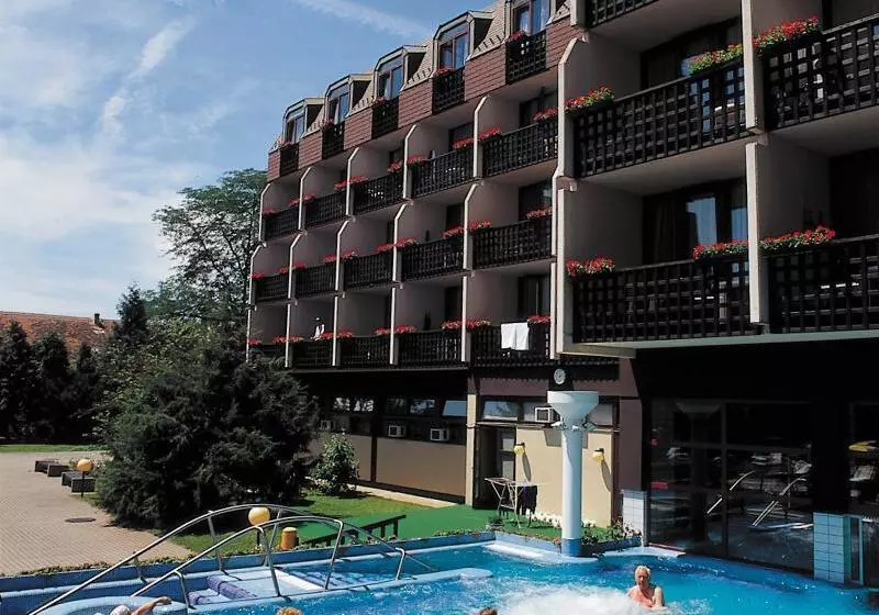 Lomakeskus Ensana Thermal Sarvar