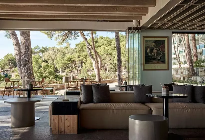 استراحتگاه White Rocks Hotel Kefalonia